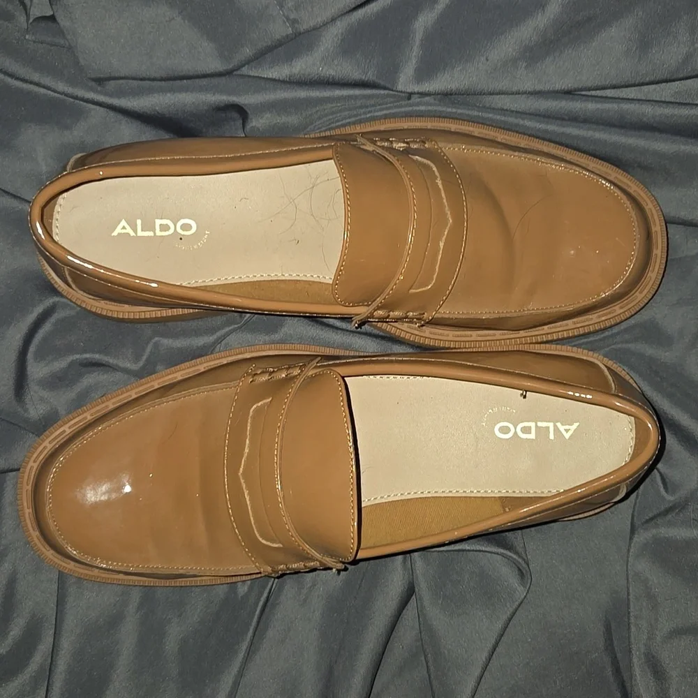 Aldo sleek loafers